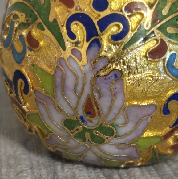 Vintage Cloissone Green and Gold Pear Shaped Trinket Box Small - Picture 5 of 14